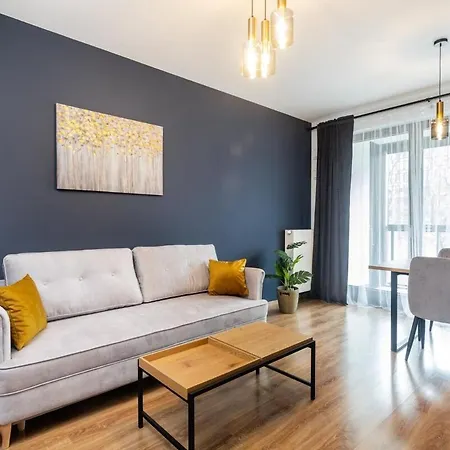 Apartment Premium White Marina Chopin Airport *