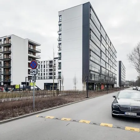 Appartement Premium White Marina Chopin Airport *